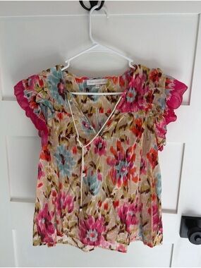 Zoey Ruffle Peasant Blouse from House of Harlow 1960. 100% cotton Size M